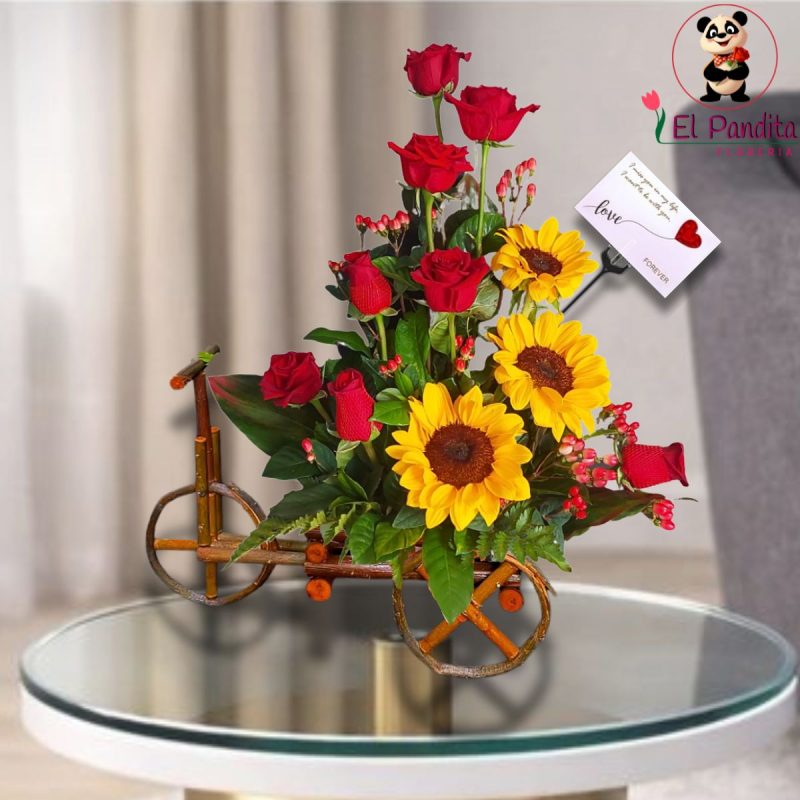 Canasta floral con rosas rojas y girasoles frescos - Regalo ideal para cumpleaños y aniversarios en Moquegua