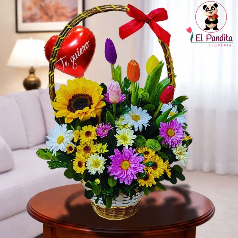 Canasta floral con rosas y girasoles en Moquegua – Florería El Pandita